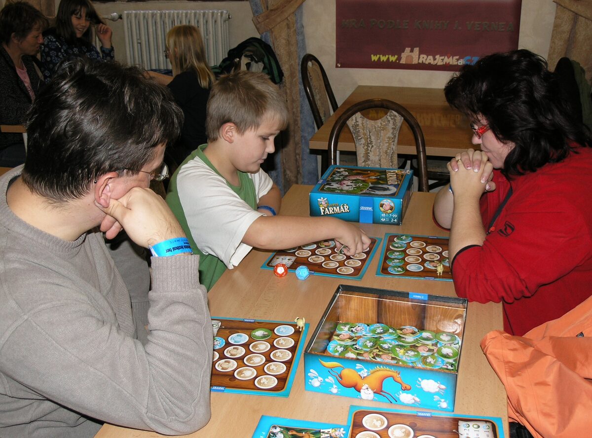 Deskohraní 08 10 04 129