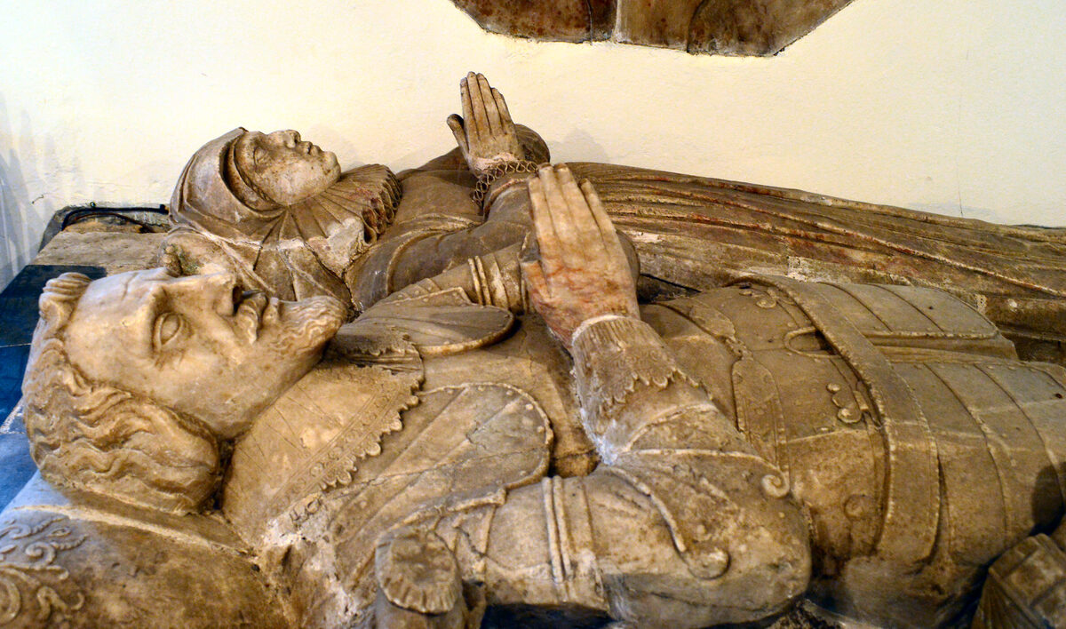 East Horsley, St Martins Church, tomb of Thomas Cornwallis and his wife