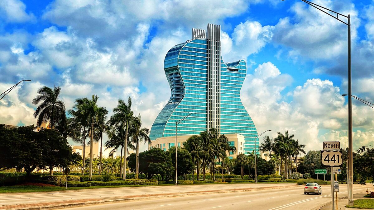 казино коренных американцев — Hard Rock Casino Hotel Fort Lauderdale Florida, June 2021